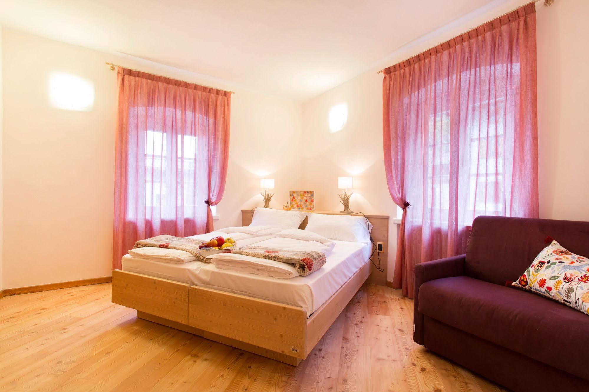 הוילה ספורמאג'יורה Bio Agritur Le Millemele מראה חיצוני תמונה